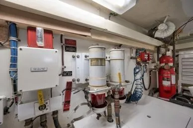 Jen Jen Yacht Photos Pics 