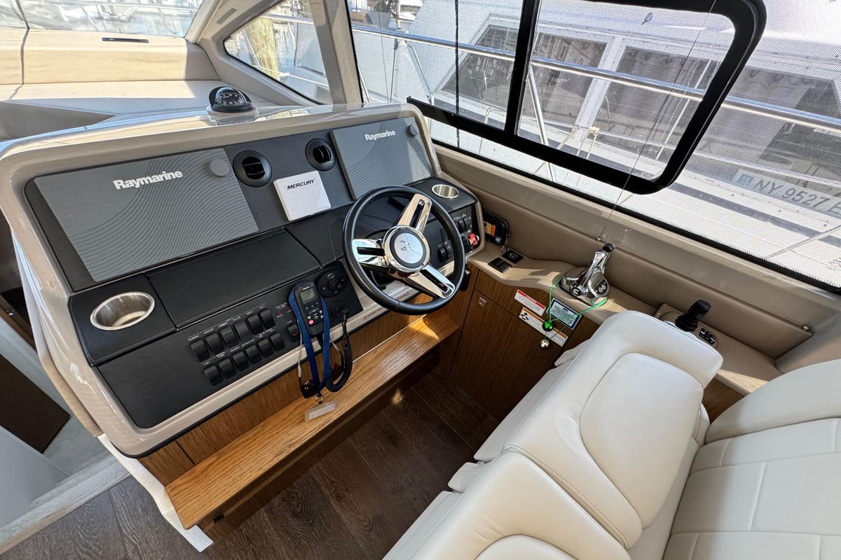 2017 Sea Ray 46 