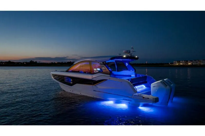 Penny's Escape Yacht Photos Pics 2023-Galeon-375-GTO-MarineMax