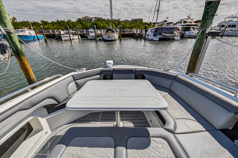 Penny's Escape Yacht Photos Pics 