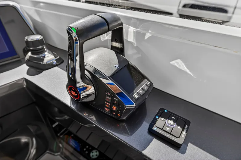 Penny's Escape Yacht Photos Pics Galeon 375 GTO 2024 control console with modern technology.