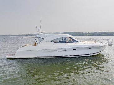 2013 50' Riviera-5000 Sport Yacht Glen Cove, NY, US
