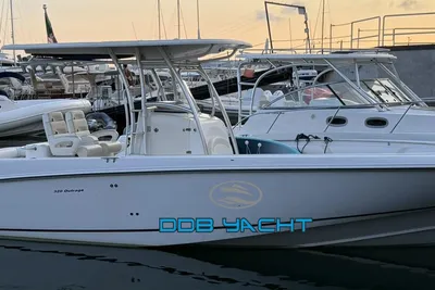 2004 Boston Whaler 320 Outrage