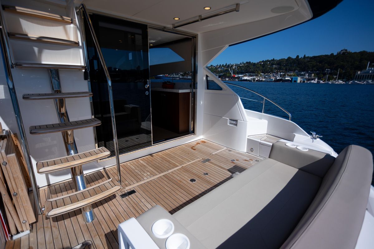 2025 Fairline 50 