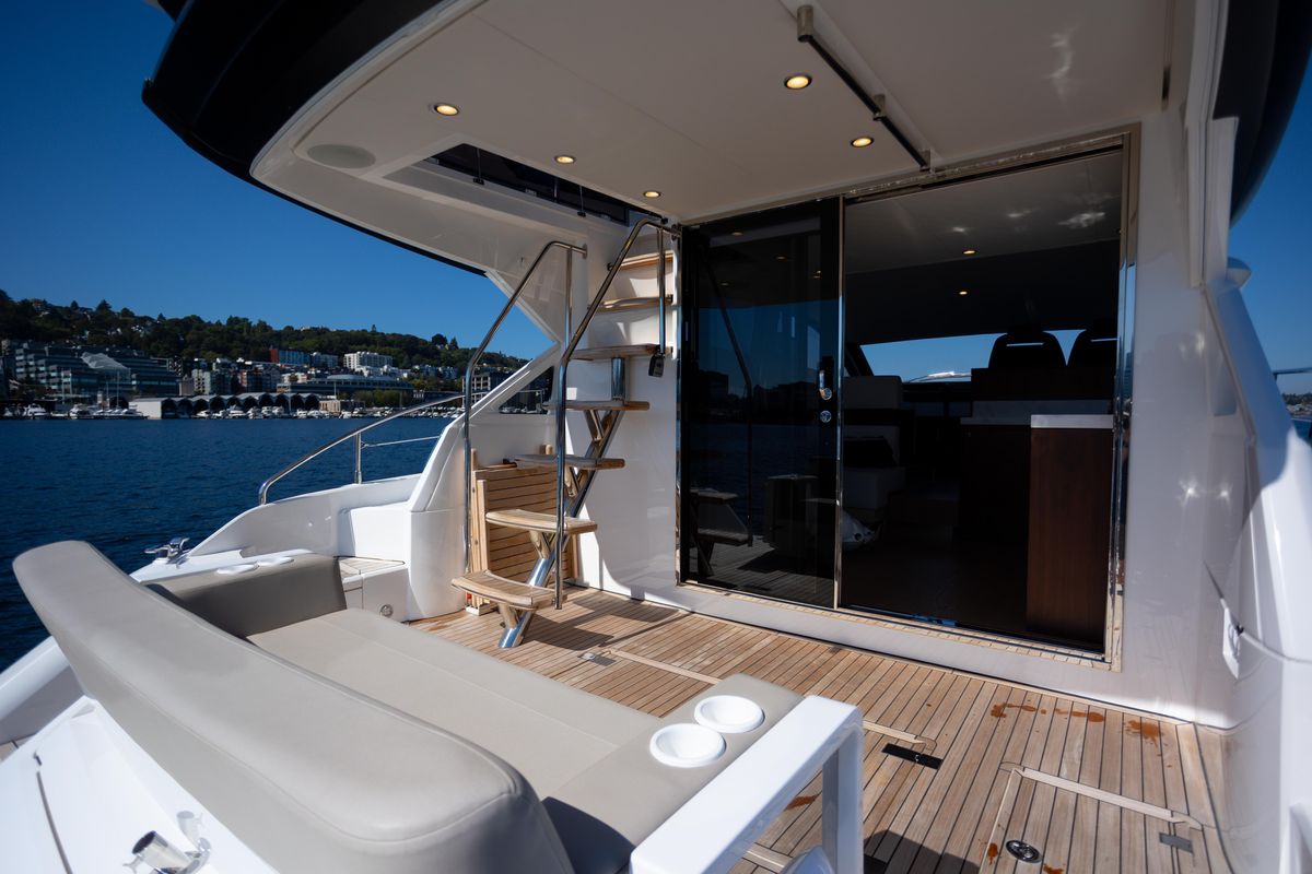 2025 Fairline 50 