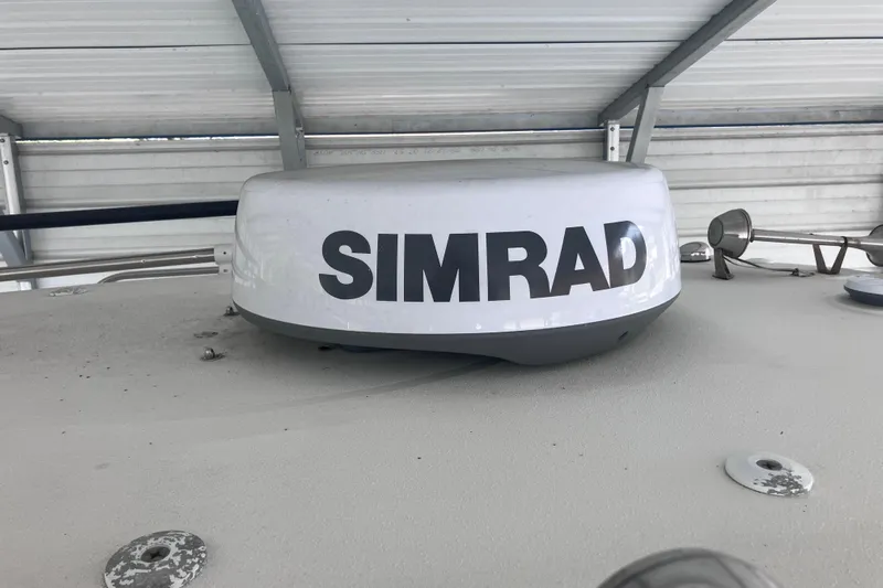  Yacht Photos Pics Simrad radar on 2008 Hydra-Sports Vector 2900 CC boat under shelter.