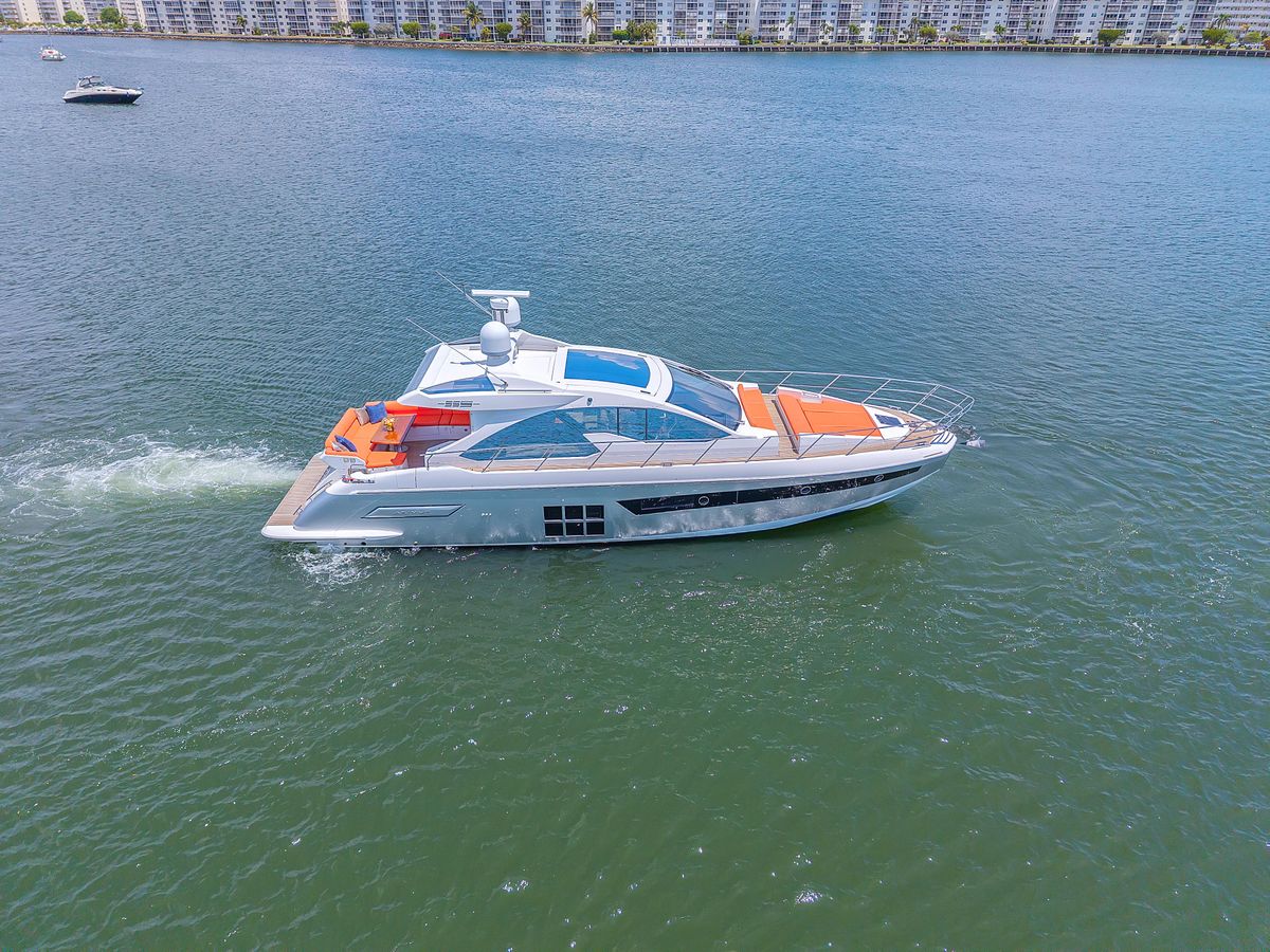 2015 Azimut 55 