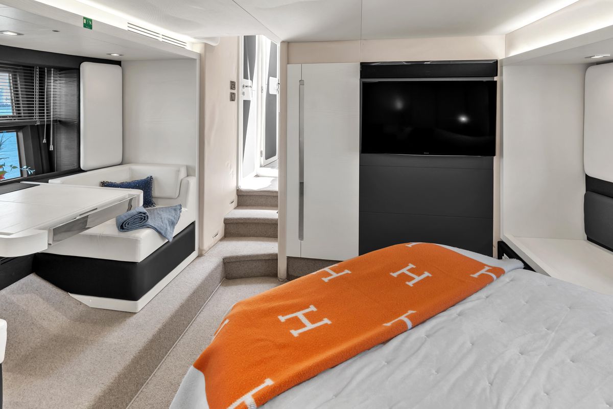 2015 Azimut 55 