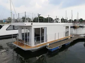 2021 Custom Houseboat