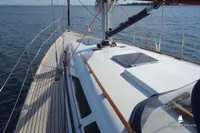 Sailing yacht Von Ahlen 403, 2014 model, cruising on open water.
