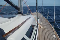 Sailing yacht Von Ahlen 403, 2014 model, cruising on open water.