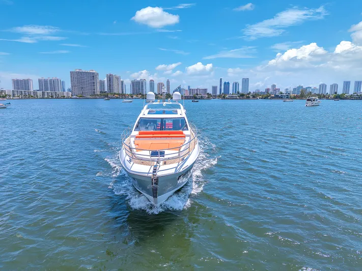 Perfect Storm Yacht Photos Pics 