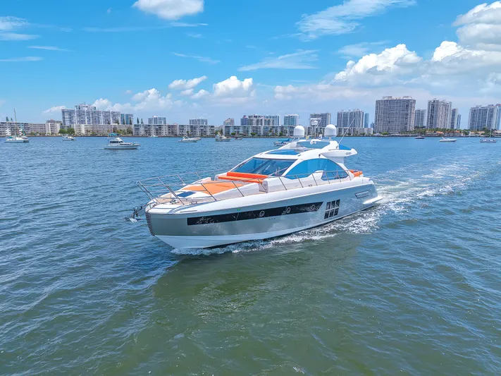 Perfect Storm Yacht Photos Pics 