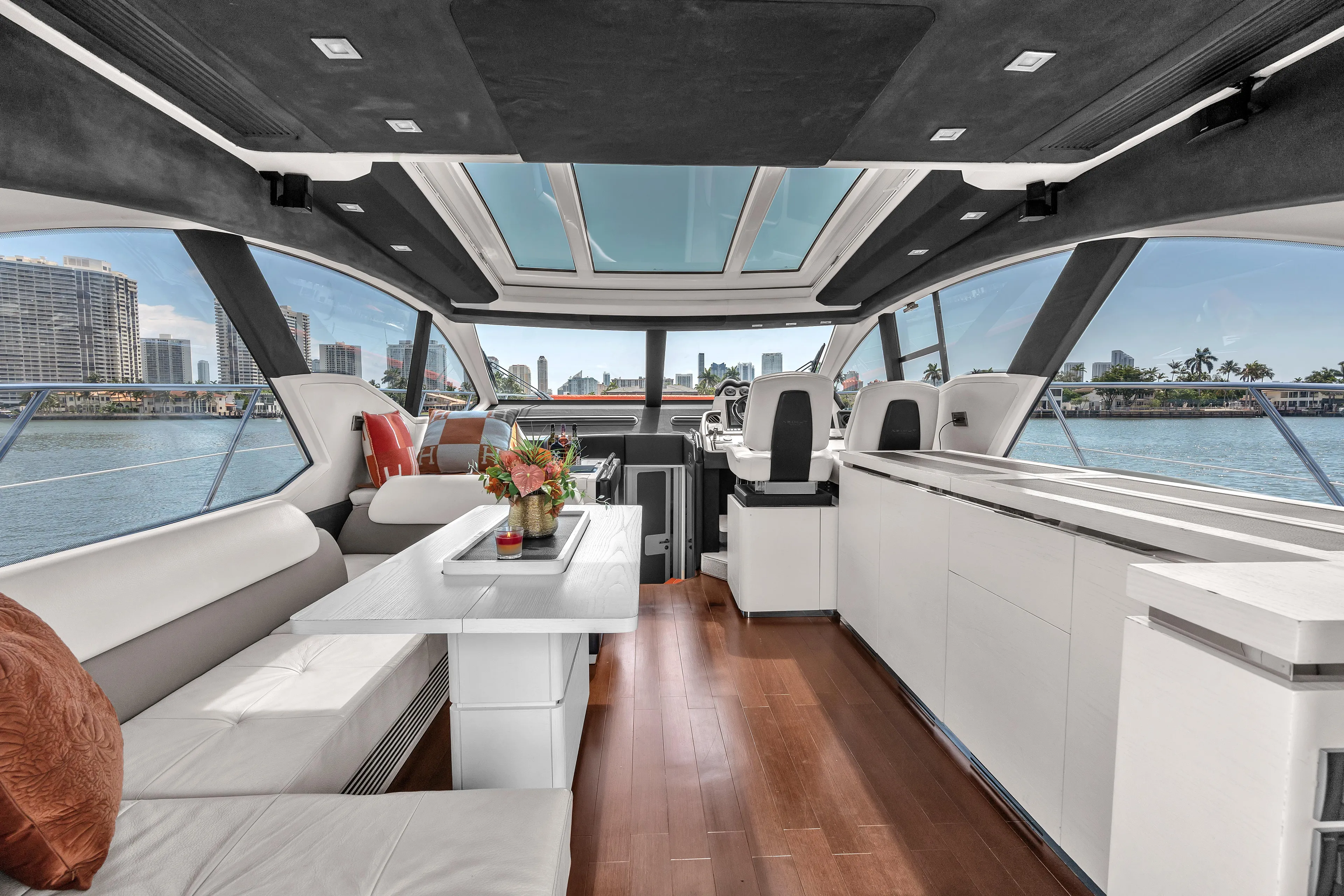 Perfect Storm Yacht Photos Pics 