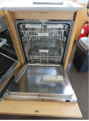 Jema II Yacht Photos Pics Dishwasher