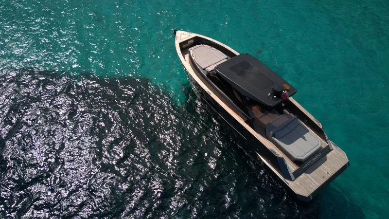 New 2025 Moon 45 Sports Line Yacht Photos Pics Luxury Moon 45 Sportsline yacht on turquoise water, 2025 model.