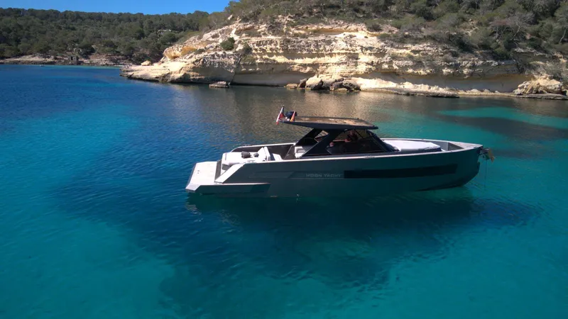 New 2025 Moon 45 Sports Line Yacht Photos Pics Luxury Moon 45 Sportsline yacht in clear blue waters, 2025 model.