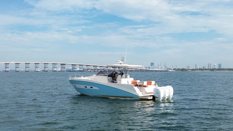  Yacht Photos Pics Azimut 40 Verve 2014