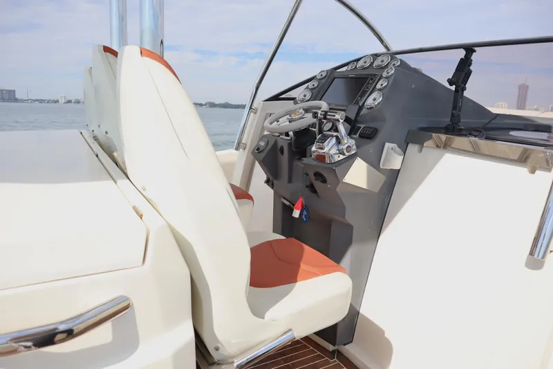  Yacht Photos Pics Azimut 40 Verve 2014