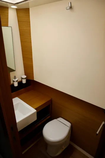  Yacht Photos Pics Azimut 40 Verve 2014