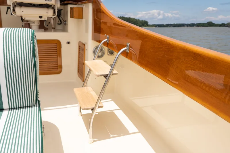Galavant Yacht Photos Pics 