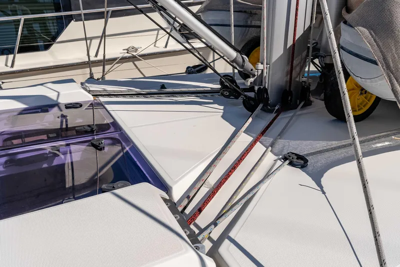 Victory Yacht Photos Pics Deck view of 2018 Jeanneau Sun Odyssey 479 sailboat, showcasing rigging and hatch details.