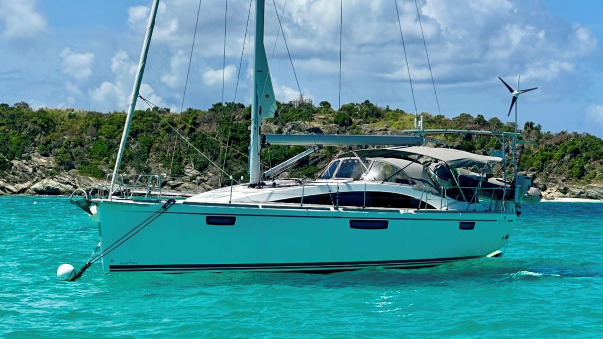 2021 Bavaria 46 