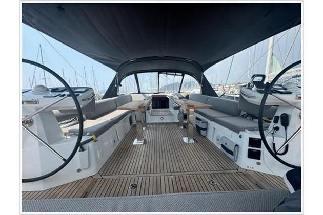 2021 Jeanneau 57 