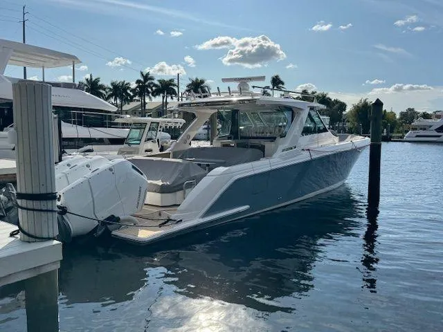  Yacht Photos Pics 2025 Tiara Yachts 48 Ls - Image 1