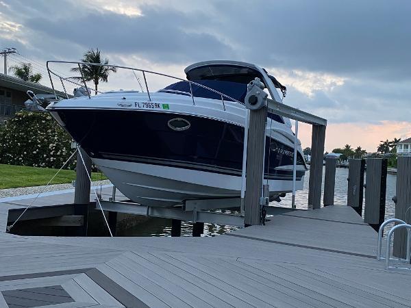 2018 monterey 275 sport yacht