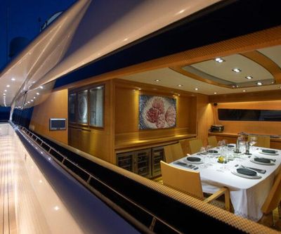 Yacht