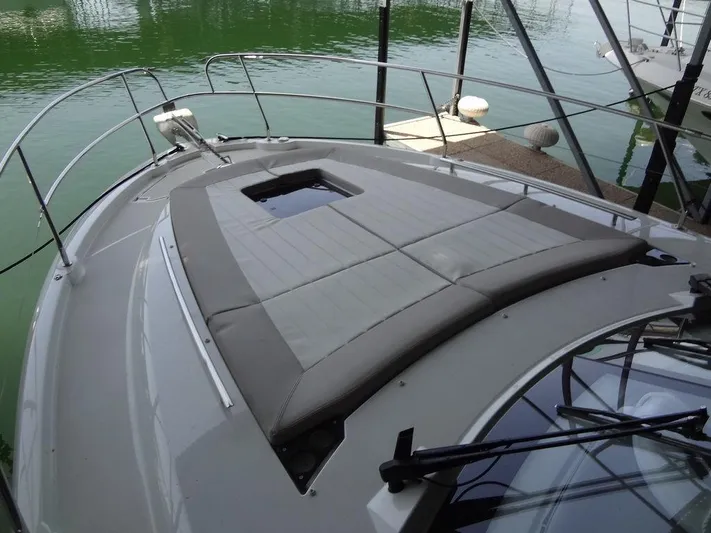 Lake Time, Austin, Tx Yacht Photos Pics 2017 Jeanneau LEADER 36 boat with spacious sun deck and sleek design.