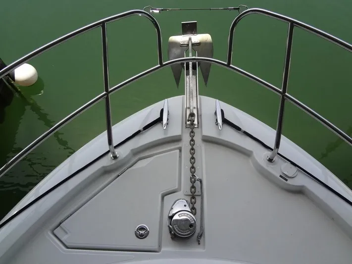 Lake Time, Austin, Tx Yacht Photos Pics Bow of 2017 Jeanneau LEADER 36 with anchor and railing.