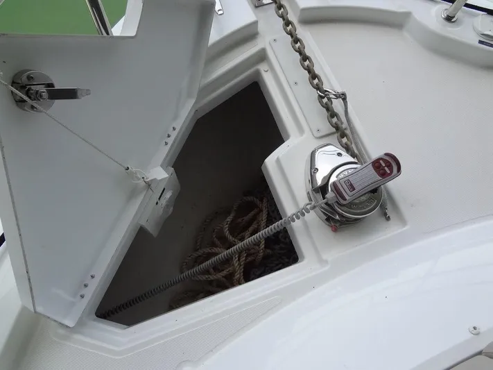 Lake Time, Austin, Tx Yacht Photos Pics Anchor locker of 2017 Jeanneau LEADER 36 boat with chain and rope.