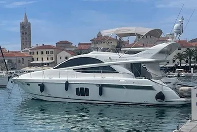 2011 Fairline Phantom 48