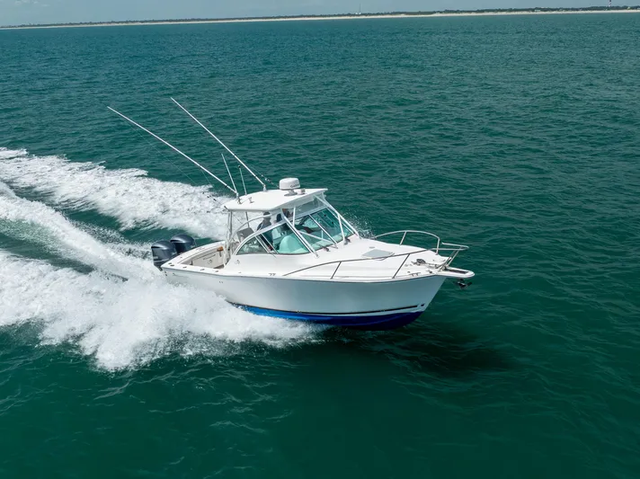  Yacht Photos Pics 2018 Albemarle 27 Express boat cruising on open water.