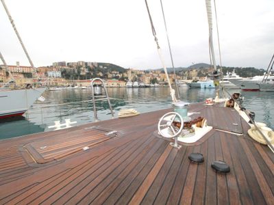 Yacht