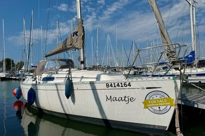 1998 Dufour 30 Classic