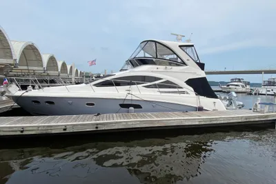Sea Ray 450 Sedan Bridge