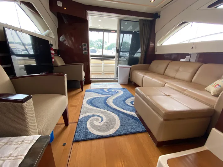 On Beach Time Yacht Photos Pics 