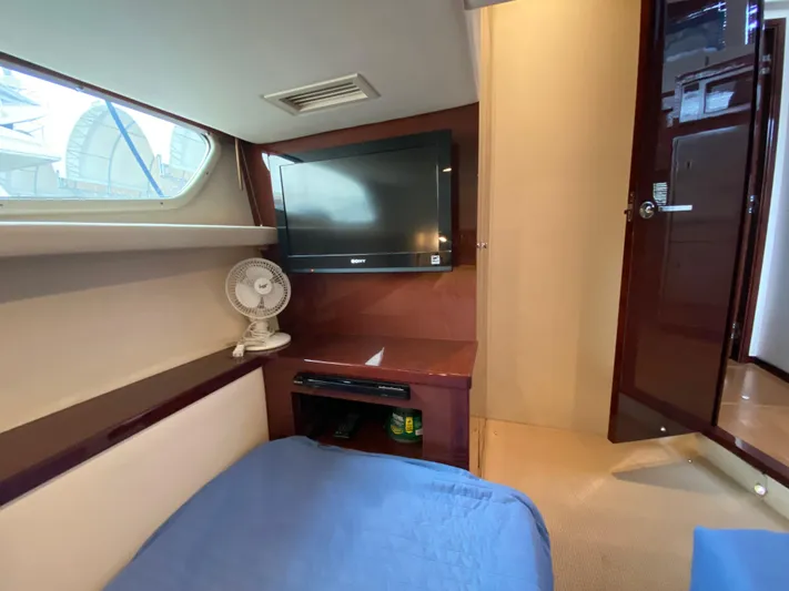 On Beach Time Yacht Photos Pics 