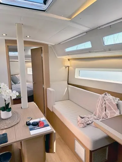 Changing Tides Yacht Photos Pics 