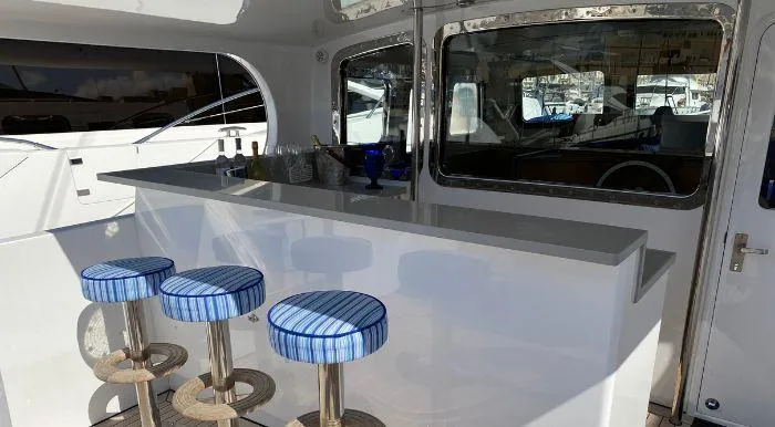 Telstar VI Yacht Photos Pics 