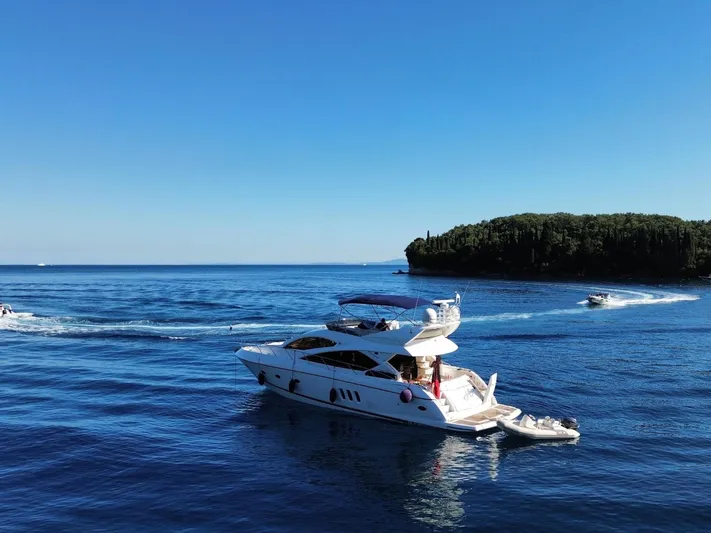  Yacht Photos Pics 