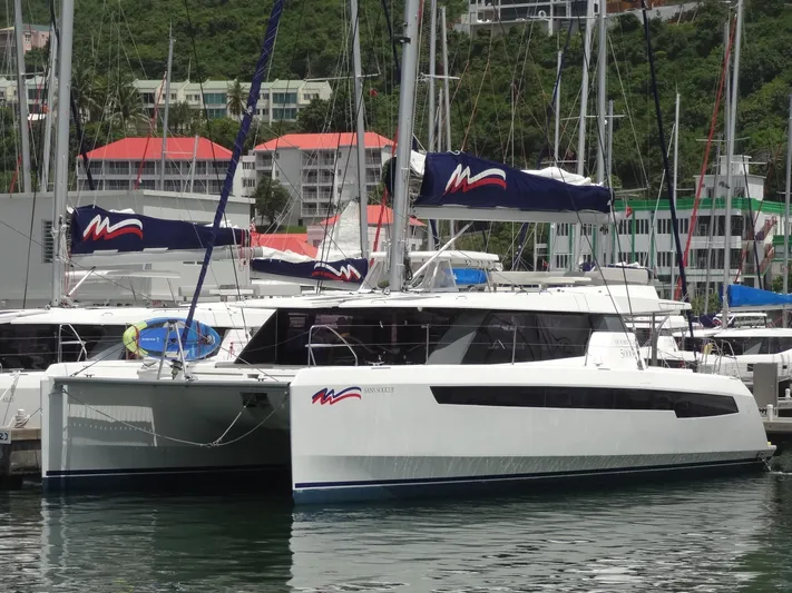 Sans Souci II Yacht Photos Pics 