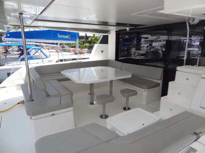 Sans Souci II Yacht Photos Pics 