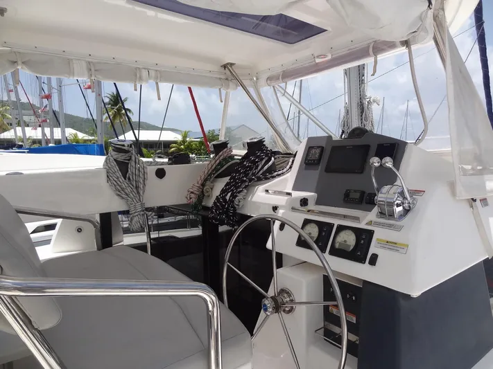 Sans Souci II Yacht Photos Pics 