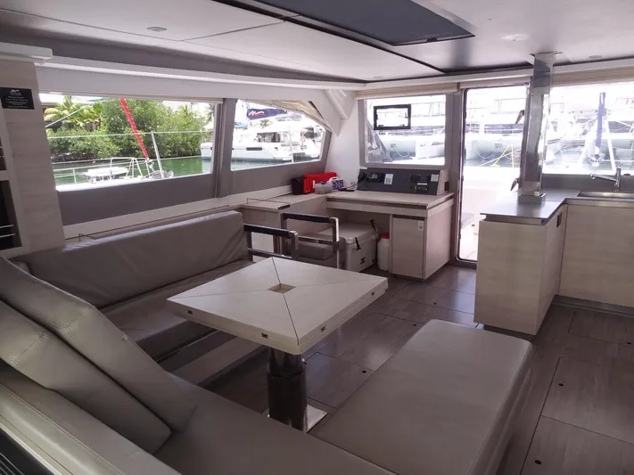 Sans Souci II Yacht Photos Pics 