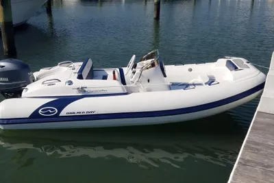 Walker Bay Generation 400 DLX