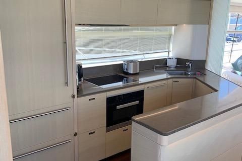 2018 Princess 74 